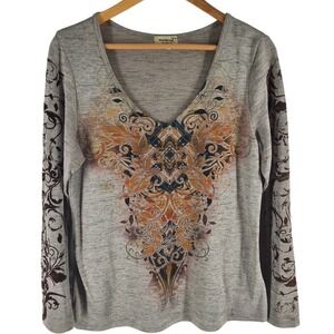 One World Boho Scroll Graphic V-Neck Top Taupe Brown Med‎ 7610C-38983